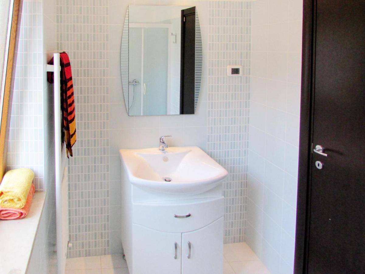 Apartment Lina - Pul458 By Interhome Sisan Luaran gambar